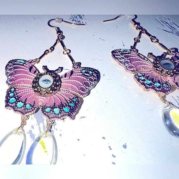 EVIL EYE BUTTERFLY EARRINGS - Picture 6 of 9